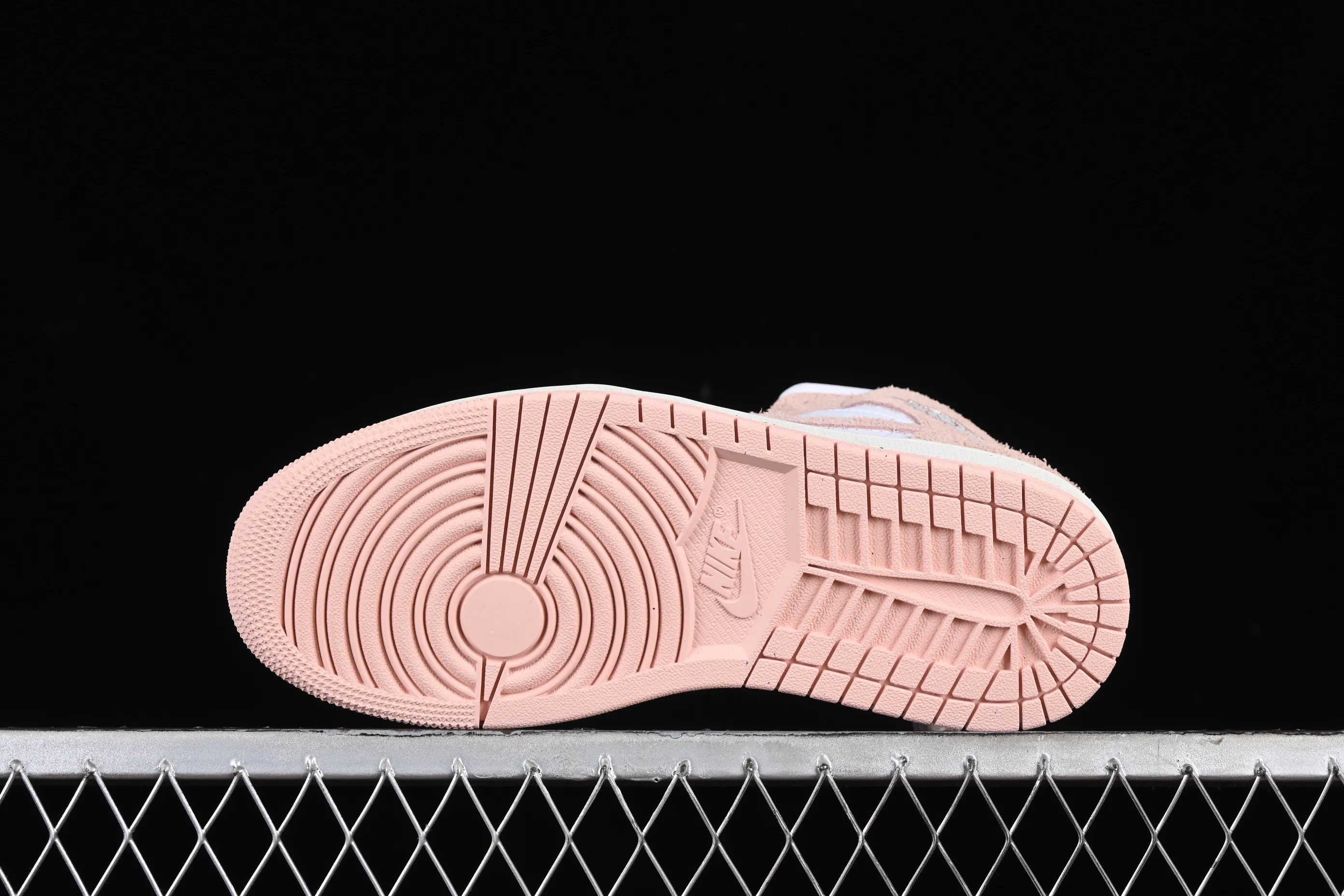 All categories Air Jordan Jordan series basketball shoes Air Jordan 1 Mid Air Jordan AJ1 Mid AJ1 Joe 1 white pink mid-top basketball shoes FN7432-161